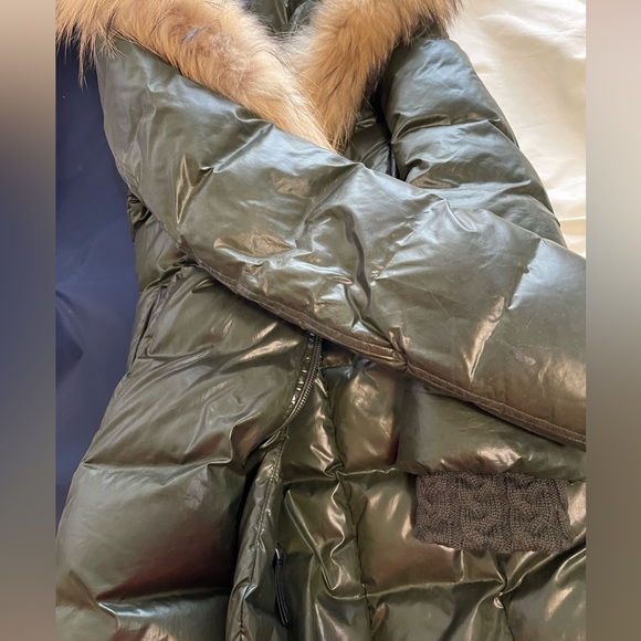 Mackage winter coat . Olive Color . Size xs - Picture 6 of 8